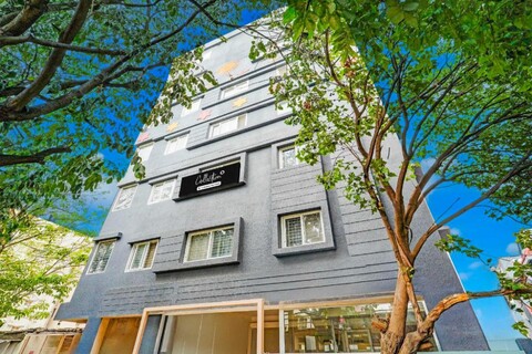 Townhouse Oak Phoenix Mall Bangalore