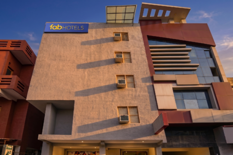 FabHotel The Grace I