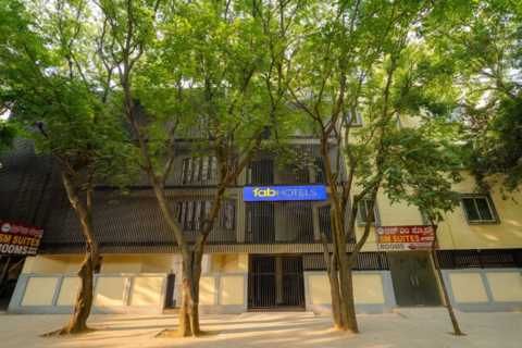 FabHotel SM Suites