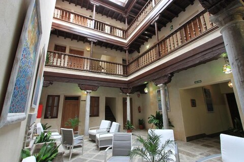 Hostel Mii Mercader De Sedas