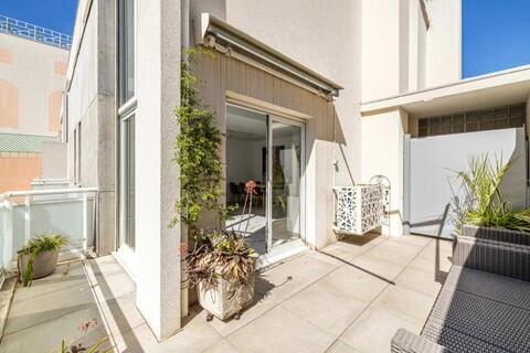 Modern, A/C Duplex - 3BDR/6P - Cannes