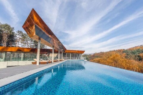 Glamtree Resort