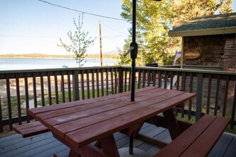 Lakeside Family Cabin by Big Bear Vacations