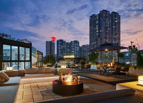Chengdu Cloud Hotel (Chunxi Road Taikoo Li Branch)