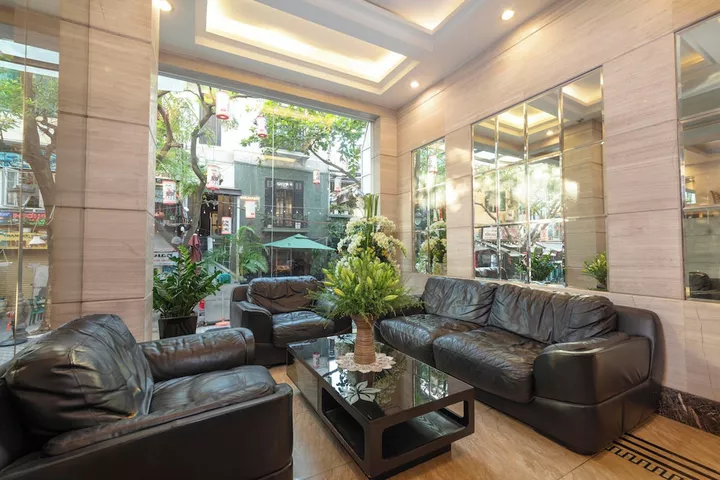 Sky Charm Hanoi Hotel and Spa