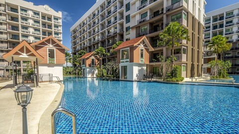 Arcadia Beach Continental by PSR ASIA