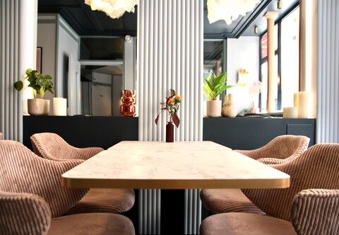 Amadeus Hotel