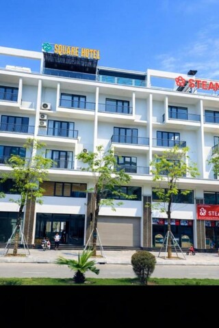 Square Hostel