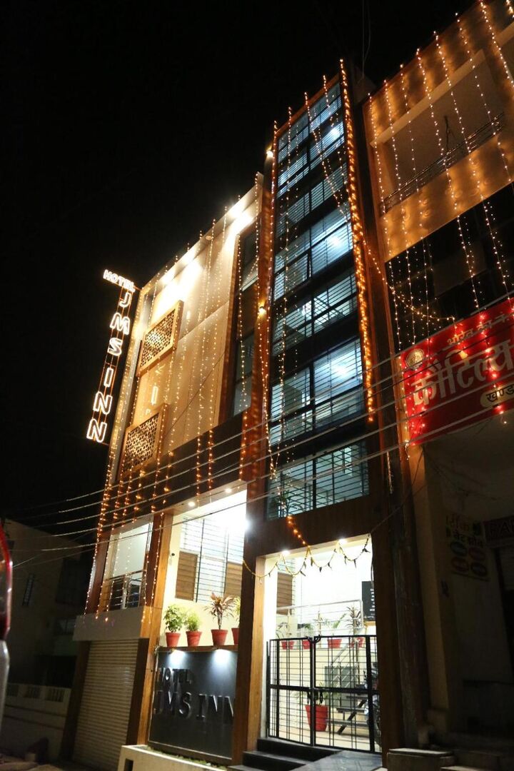 HOTEL JMS INN-i