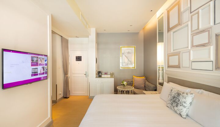 room detail thumbnail 1
