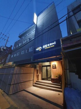 윤담 스테이 호스텔