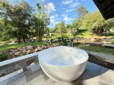 Tara Valley Resort - ธารา วัลเลย์ รีสอร์ท