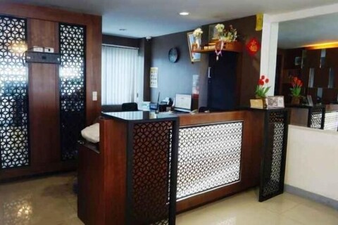 The Greenery Central Suite & Hotel