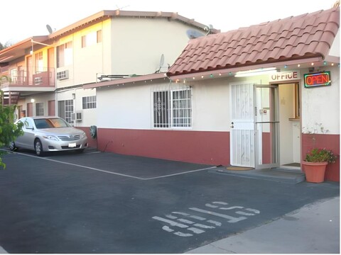 American Inn