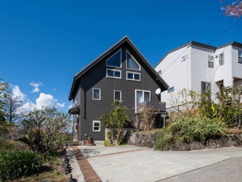 Oceanic House Tamatebako