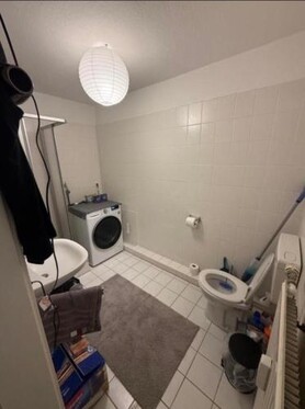 Modernes gemütliches Studio Zimmer