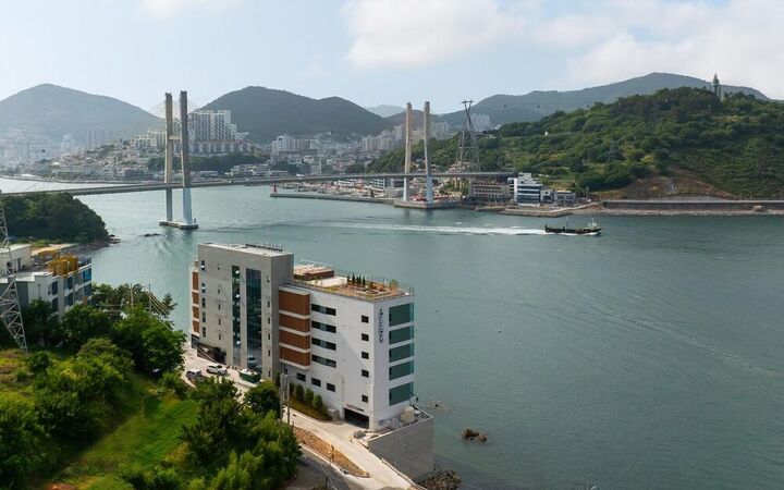 OAND:F 호텔-i