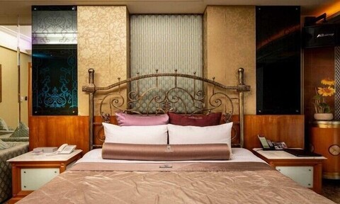 In-Stone Motel