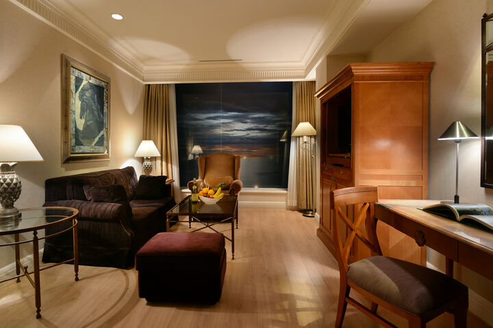 room detail thumbnail 1