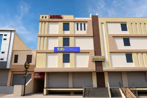 FabHotel Aqueens Plaza