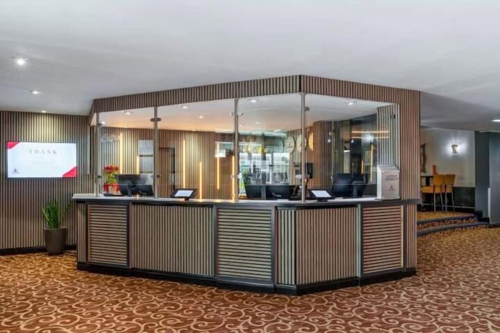 Britannia Airport Hotel