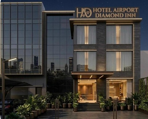 Airport Hotel Diamond Inn Near Delhi Airport