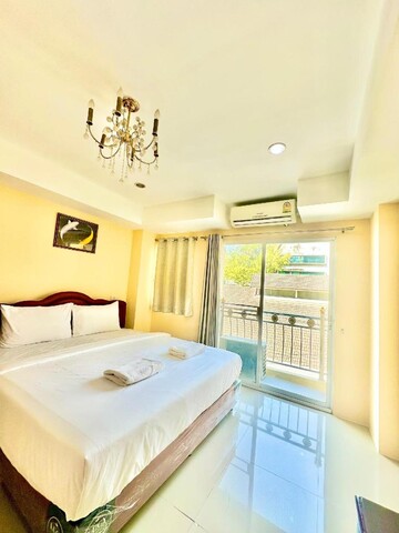 PRATUNAM RESIDENCE HOTEL