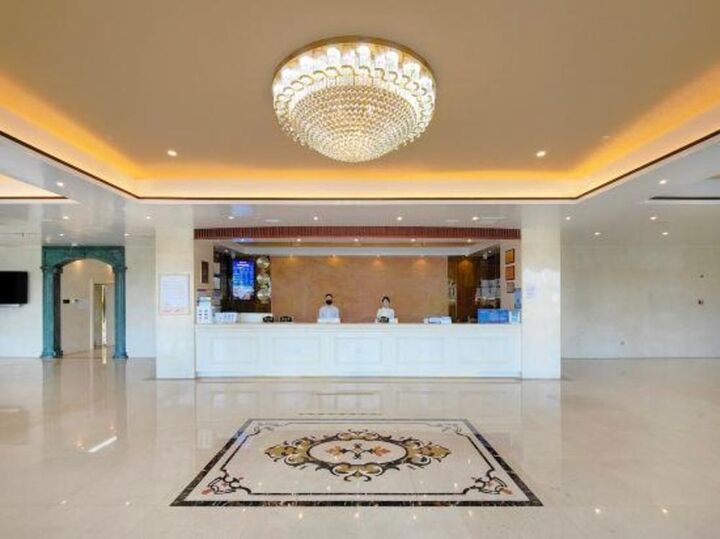 Kant's Apartment Hotel-i