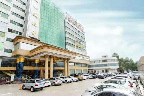 Longzhu Lijun Grand Hotel