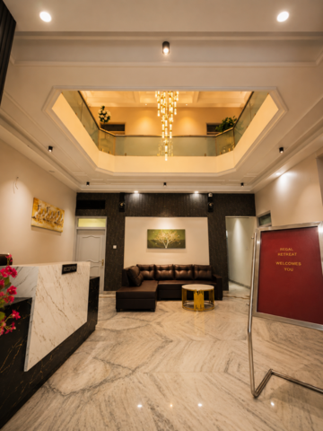 Regal Retreat