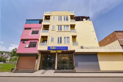 FabHotel The Fort