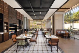 Four Points by Sheraton Chengdu East Station