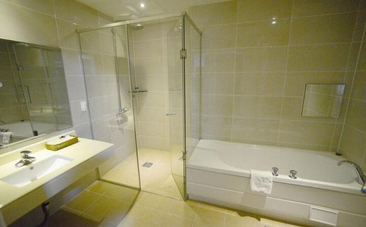 U Castle Hotel-i