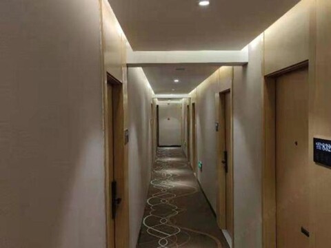 Shiguang Collection Hotel (Zhongguancun Suzhoujie Subway Station)