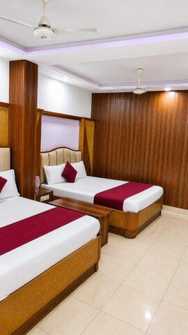 Hotel Rachna Tourist Inn