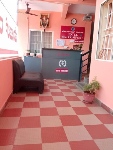 HOTEL RAJ COMFORT