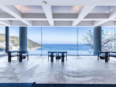 IZU RETREAT by Onko Chishin
