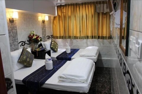 Leisure Hostel
