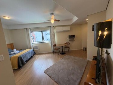 Flat Biena Ibirapuera UH-810