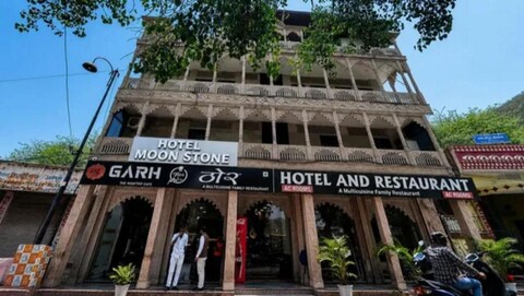 FabHotel Moon Stone