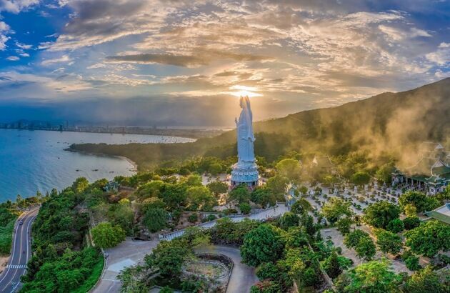 부산출발 다낭/호이안 5일 #한시장 #골든브릿지 #소원등체험 #전신마사지1회 #과일바구니-i