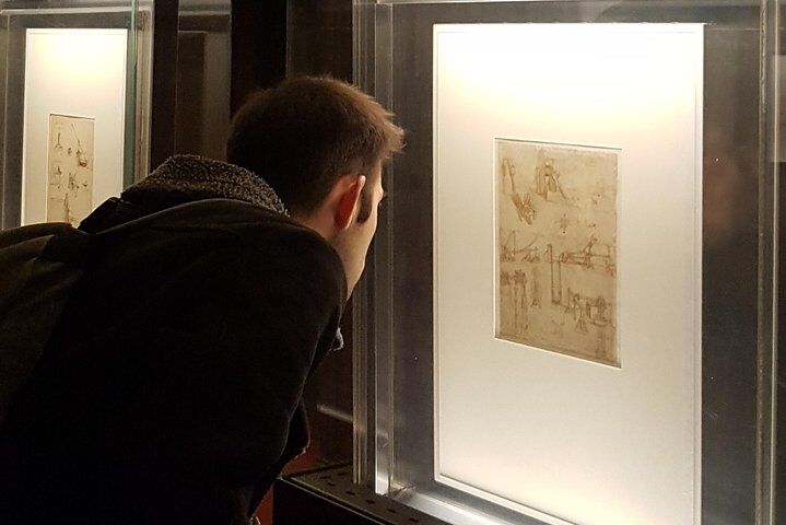 Pinacoteca Ambrosiana와 da Vinci의 Codex Atlanticus 밀라노 입학