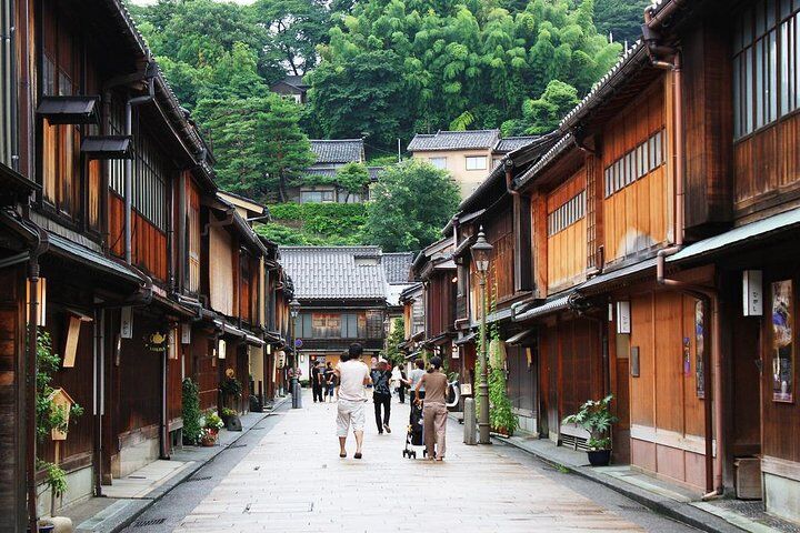 Kanazawa 현지인과 함께 개인 걷기 투어-i