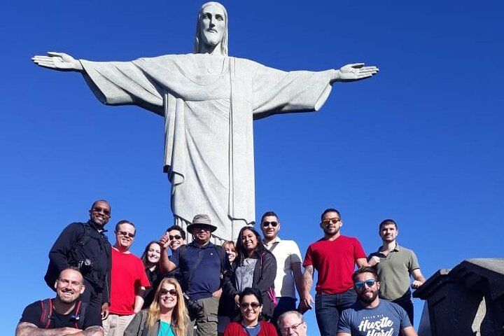 리오 스타일 : Corcovado를 통한 여행, Sugarloaf, Selaron-i