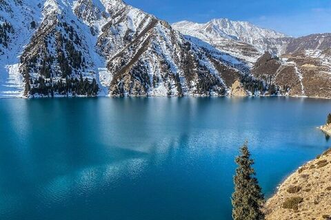 알마티 투어 - Big Almaty Lake Hike and Falcon 쇼 체험