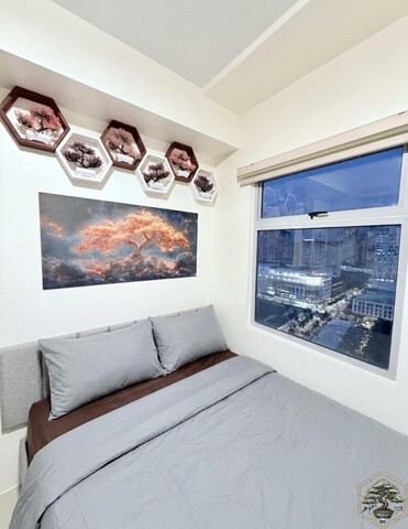 Stylish Studio Near Araneta - Netflix and Fast WiFi