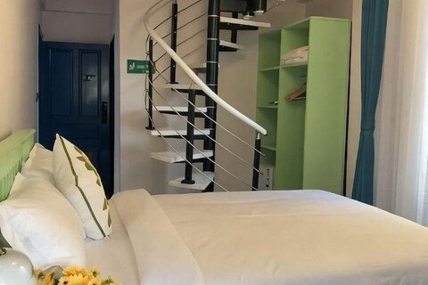 Vip Kingson Guest House