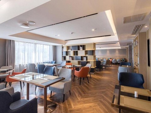 Neyar·Star High Sky River View Hotel (Hunan Financial Center Fu Yuan Bridge Subway Station Store)