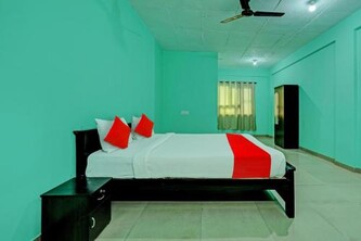 Collection O Druvi Corporate Hotel