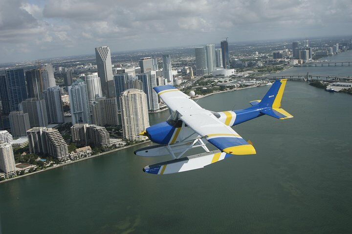 마이애미 하이라이트 라이브 코멘트와 Private Seaplane 투어